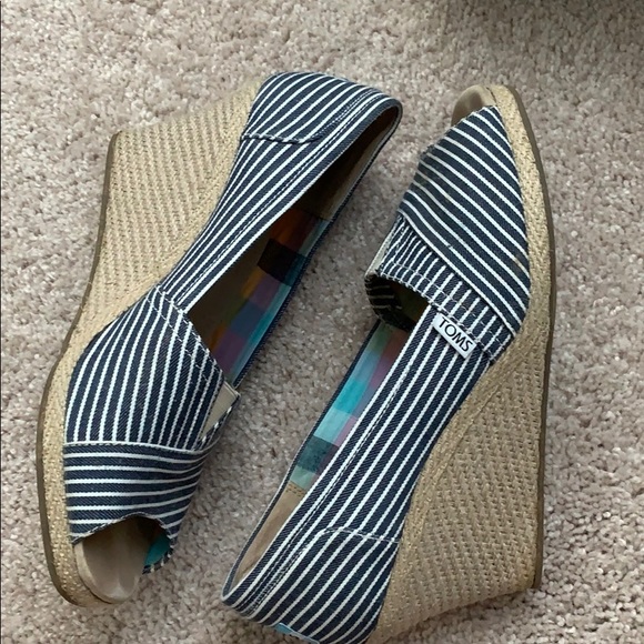 Toms PeepToe Espadrille Wedges - Picture 5 of 7